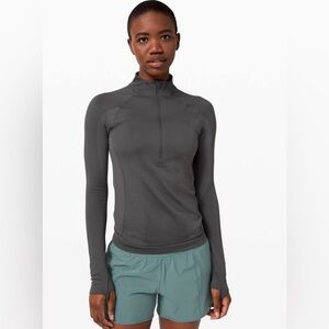Lululemon for the chill of it 1/2 zip size 4
